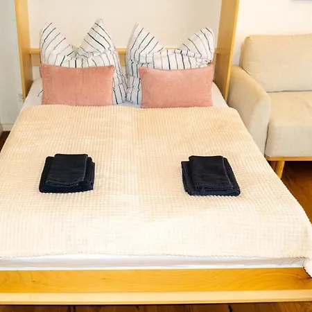 Livesto Easytripi - Cozy Apartment, Kitchen, Wifi, Location Wuppertal