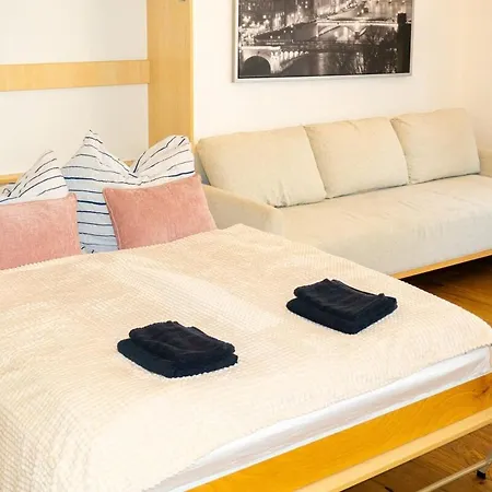 Cozy In Location Lägenhet