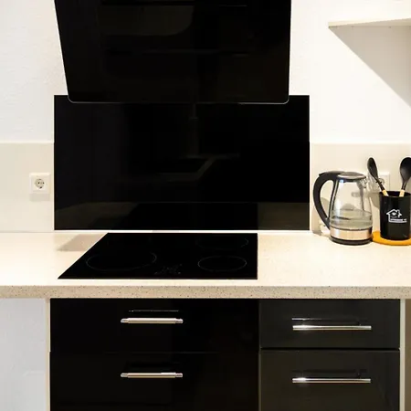Livesto Easytripi - Cozy Apartment, Kitchen, Wifi, Location Apartmán